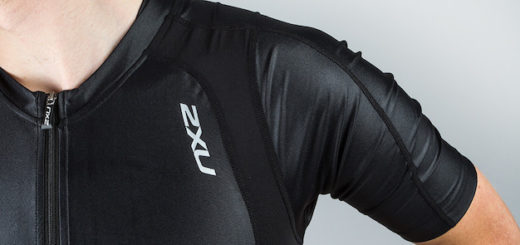 mono triatlon manga corta