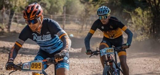 ciclistas con manguitos