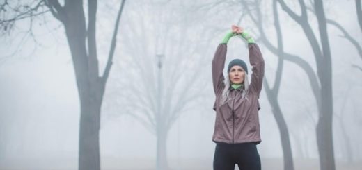 correr con lluvia y chubasquero