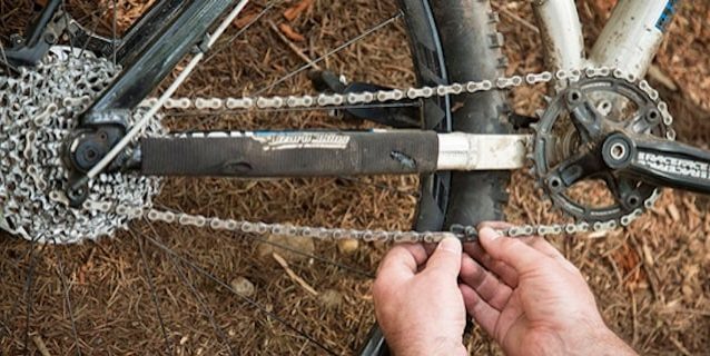 cadena bicicleta rota