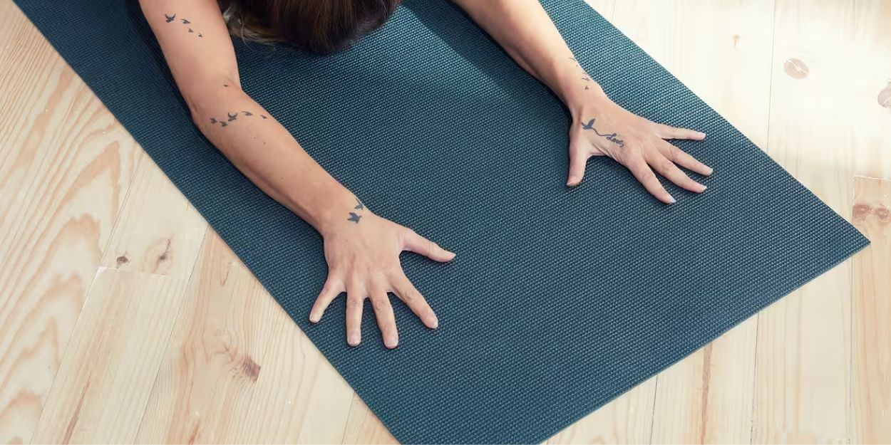 mejores esterillas de yoga portada